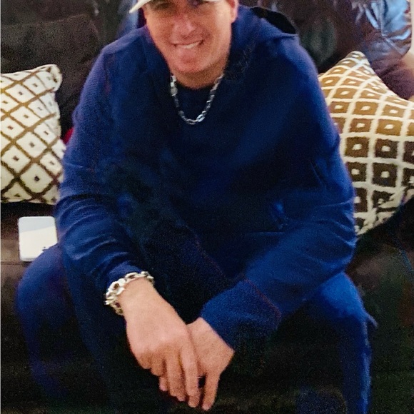 Meet your Posher, Michael - Picture 5 of 9